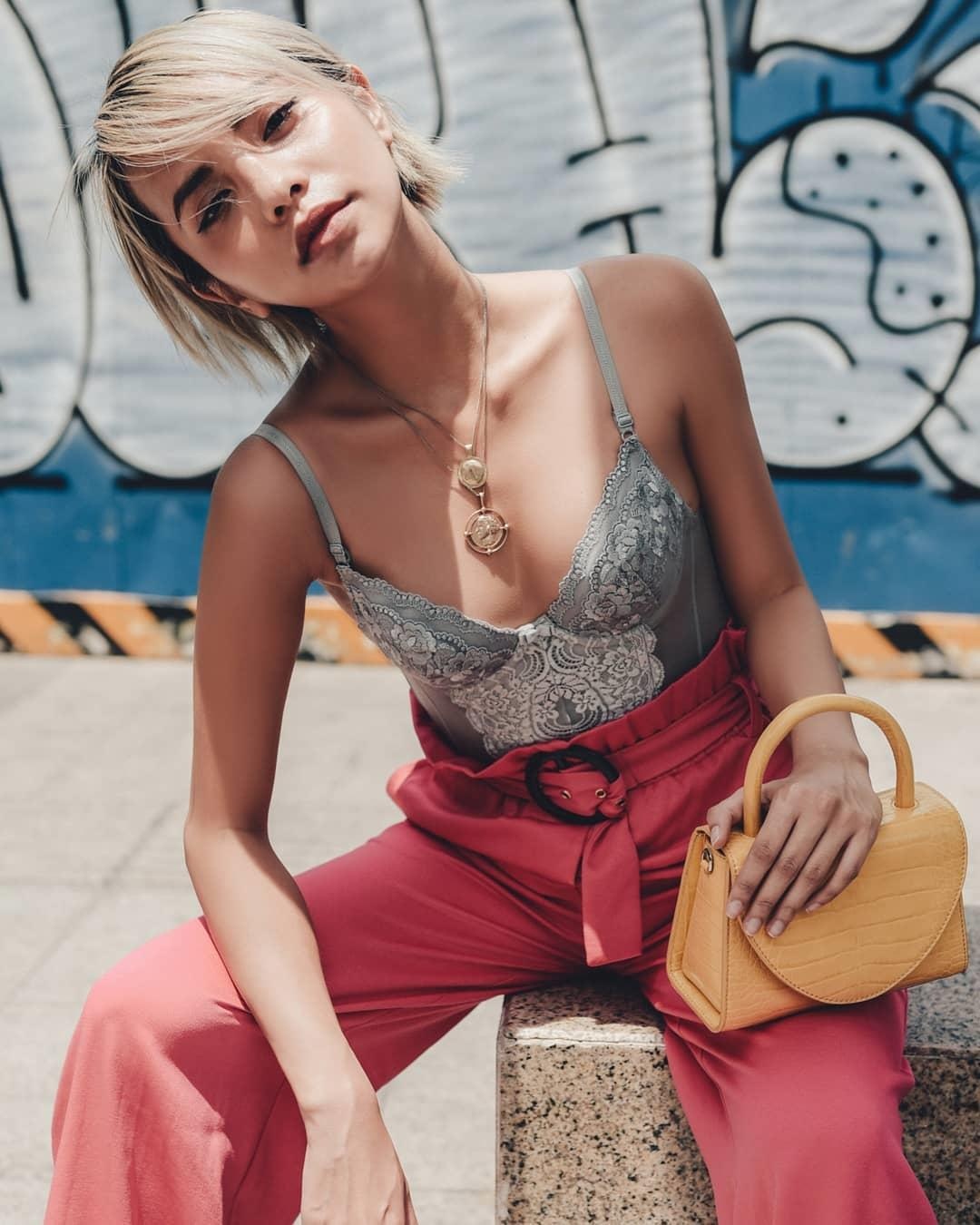 Hot girl toc tem anh 15