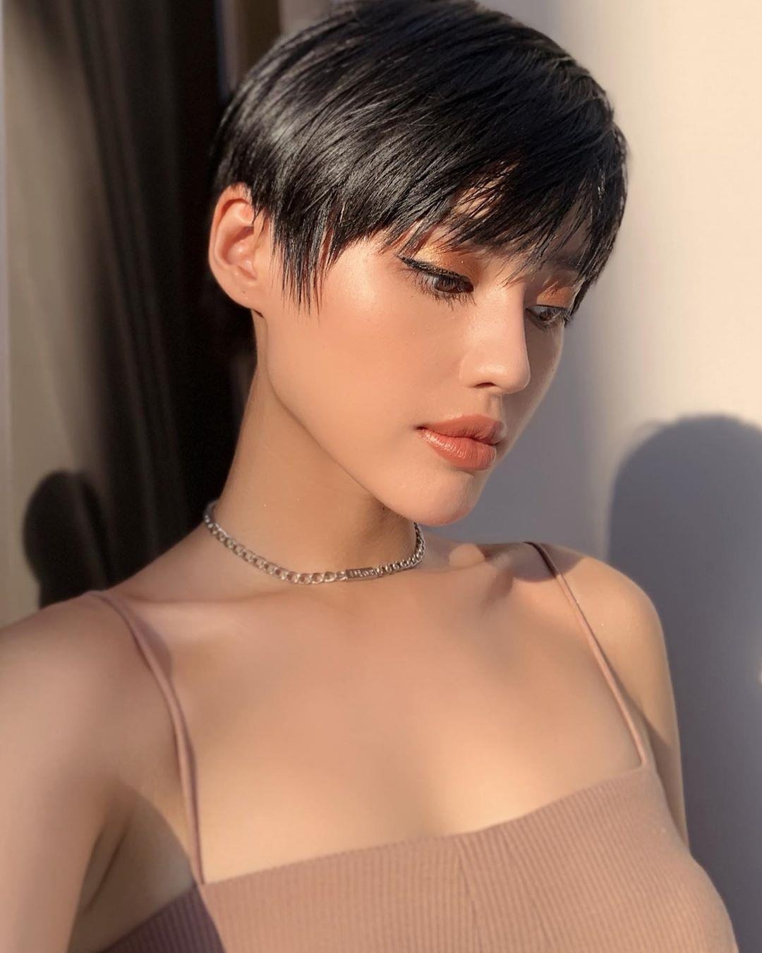 Hot girl toc tem anh 4