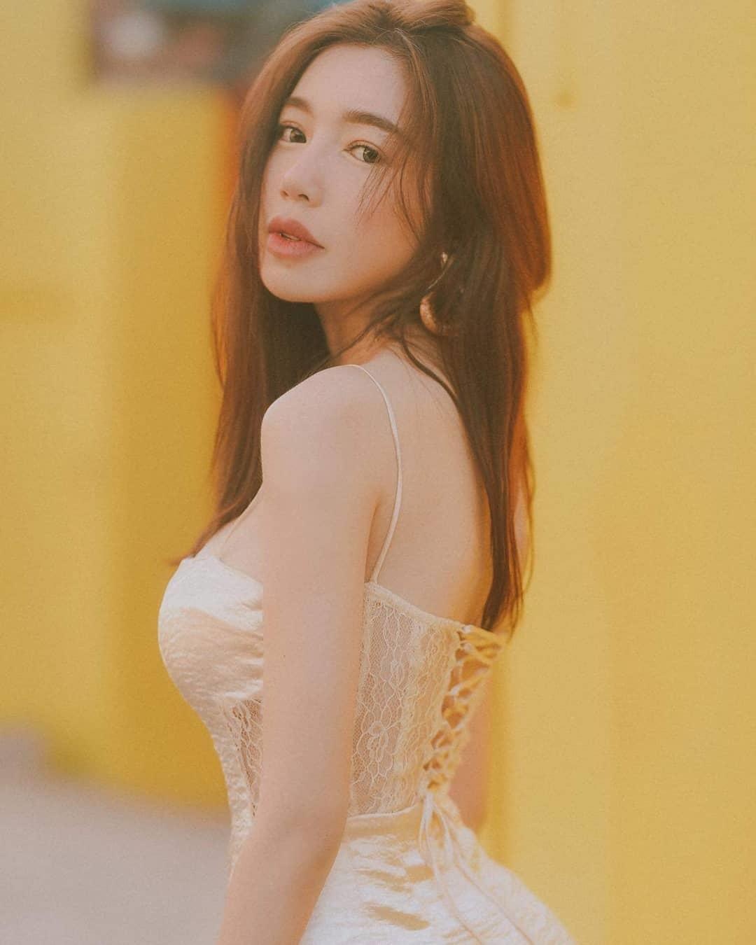 Hot mom mang xa hoi anh 6