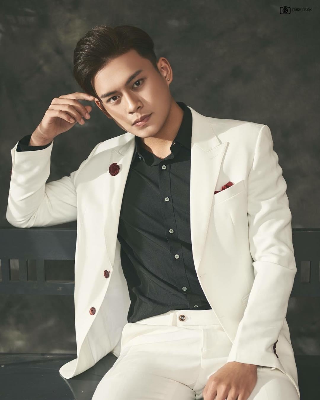 Hot boy truong dai hoc anh 2