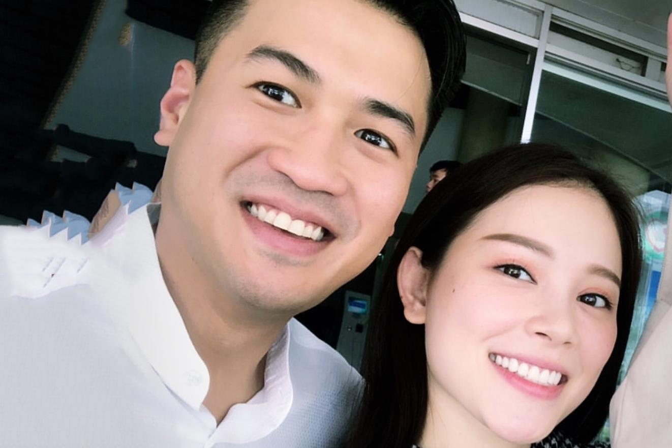 Phillip Nguyen dang anh ben ban gai, Tu Hao hoa Hang Nga dip Trung thu hinh anh