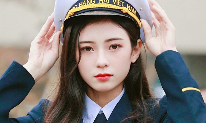 3 co gai noi tieng tren mang chi nho anh chup len hinh anh