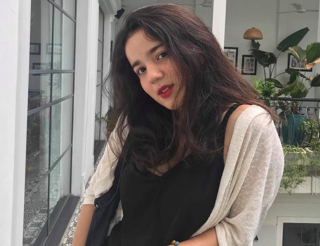 Hot girl bi chup len anh 13