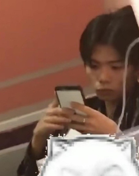 Hot boy song ao anh 3