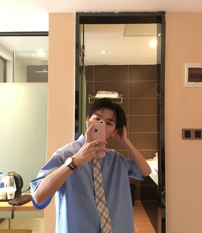 Hot boy song ao anh 4