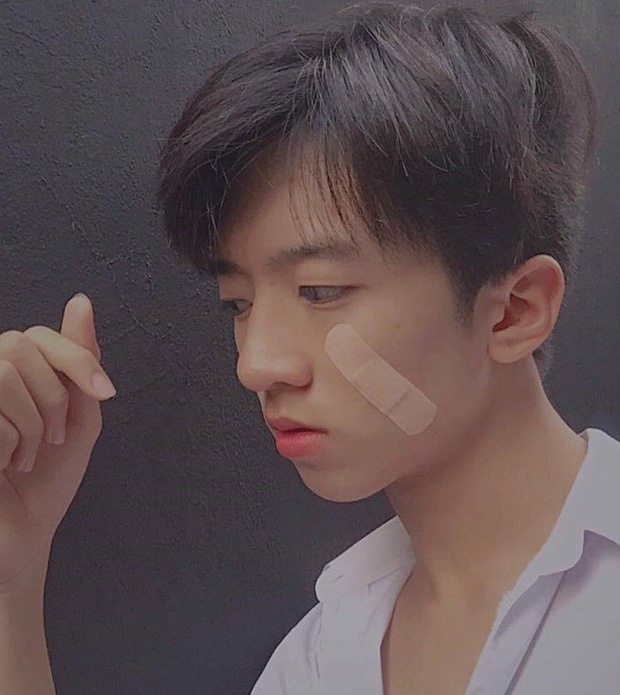 Hot boy song ao anh 11