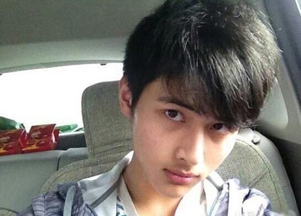 Hot boy song ao anh 8