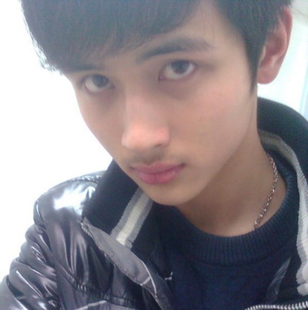 Hot boy song ao anh 9