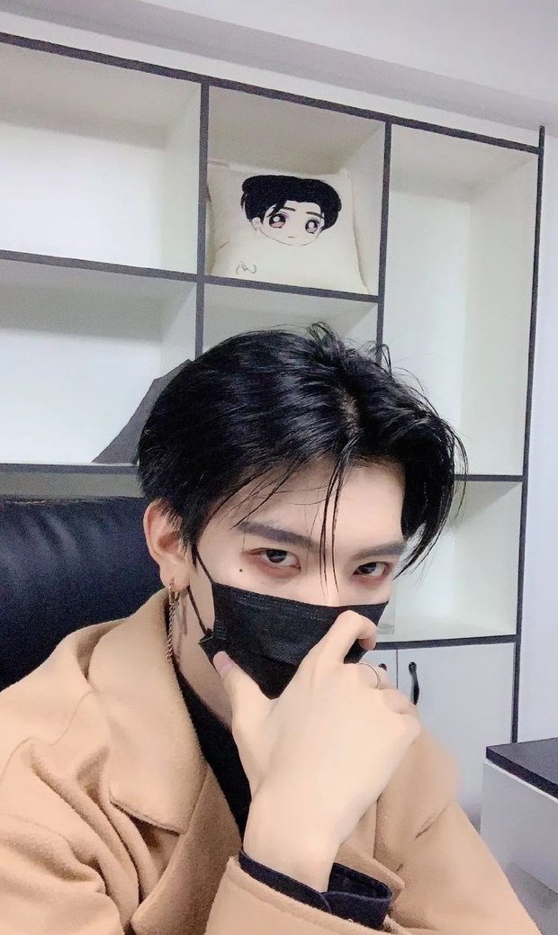 Hot boy khau trang anh 3