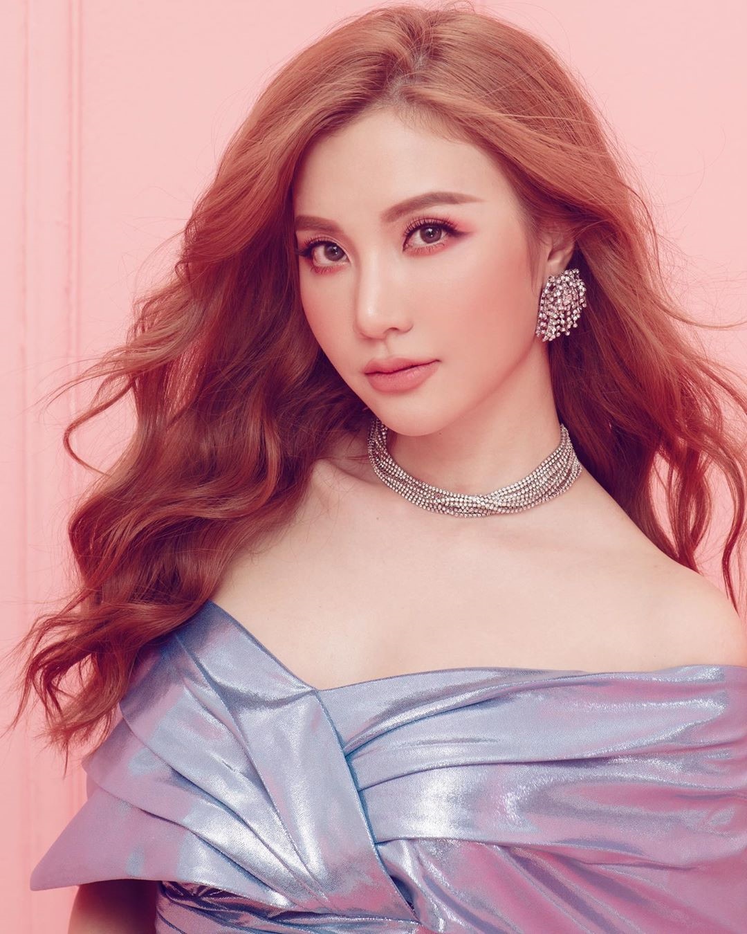 Nhom ban than noi tieng anh 3