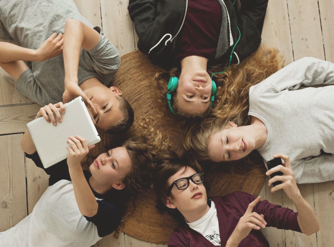 Vung thoai mai Ariston anh 2