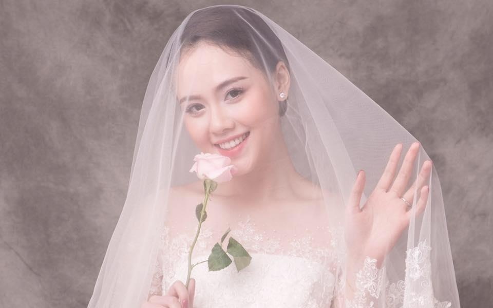 Me bim sua 23 tuoi: Nguoi vo dai gia nong bong, nguoi vlogger lay loi hinh anh