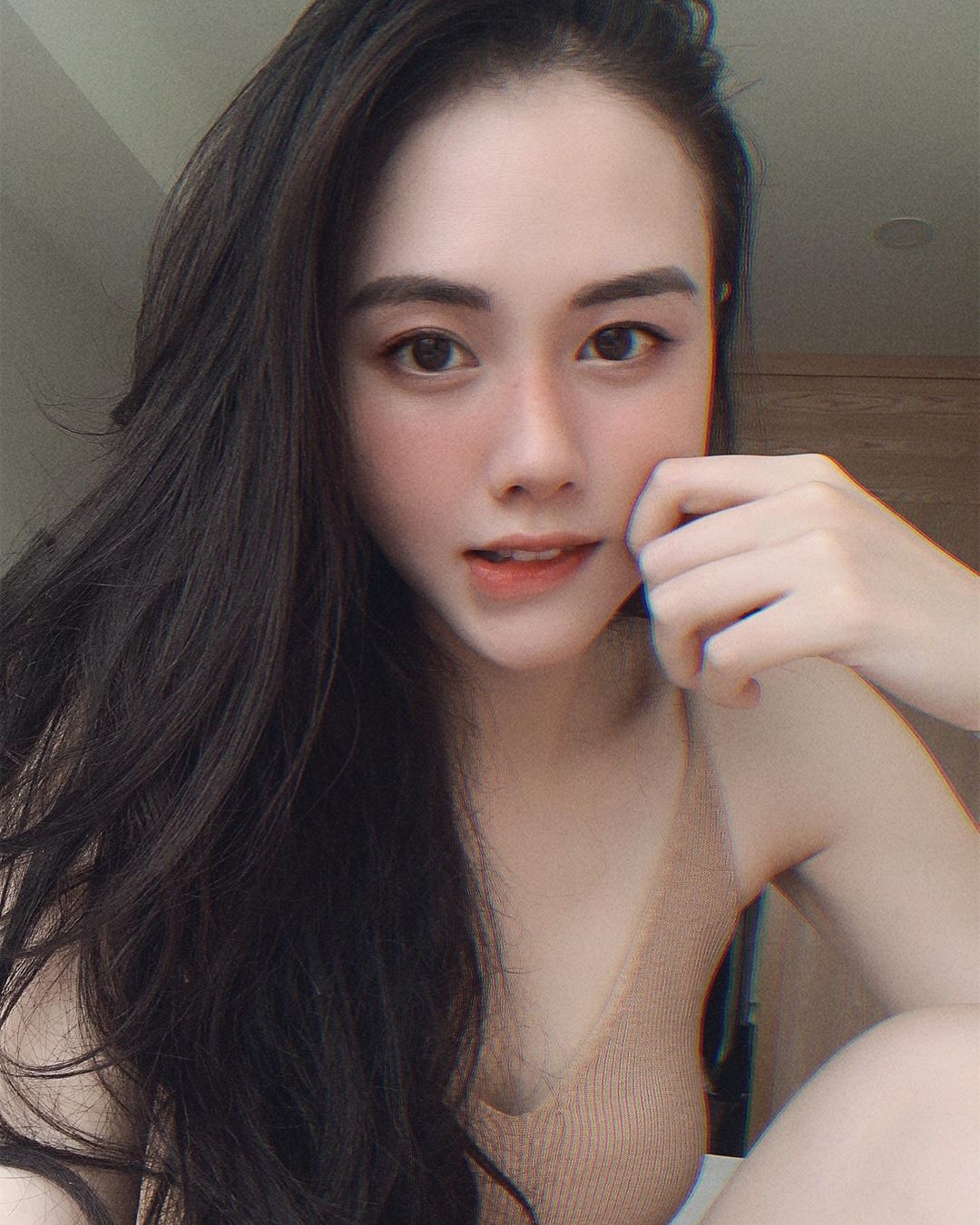 Hot mom sinh nam 1996 anh 4