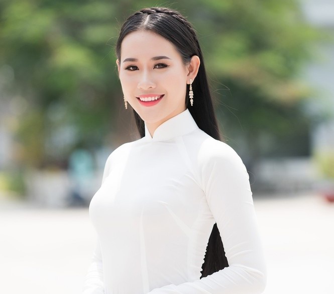 hot girl DH Van Hien anh 14