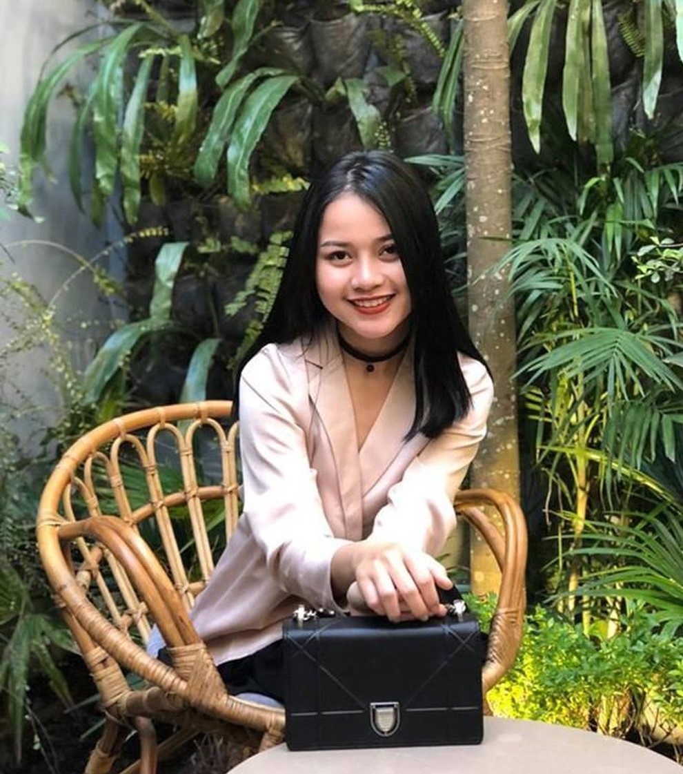 Hot girl DH Khoa hoc tu nhien anh 8