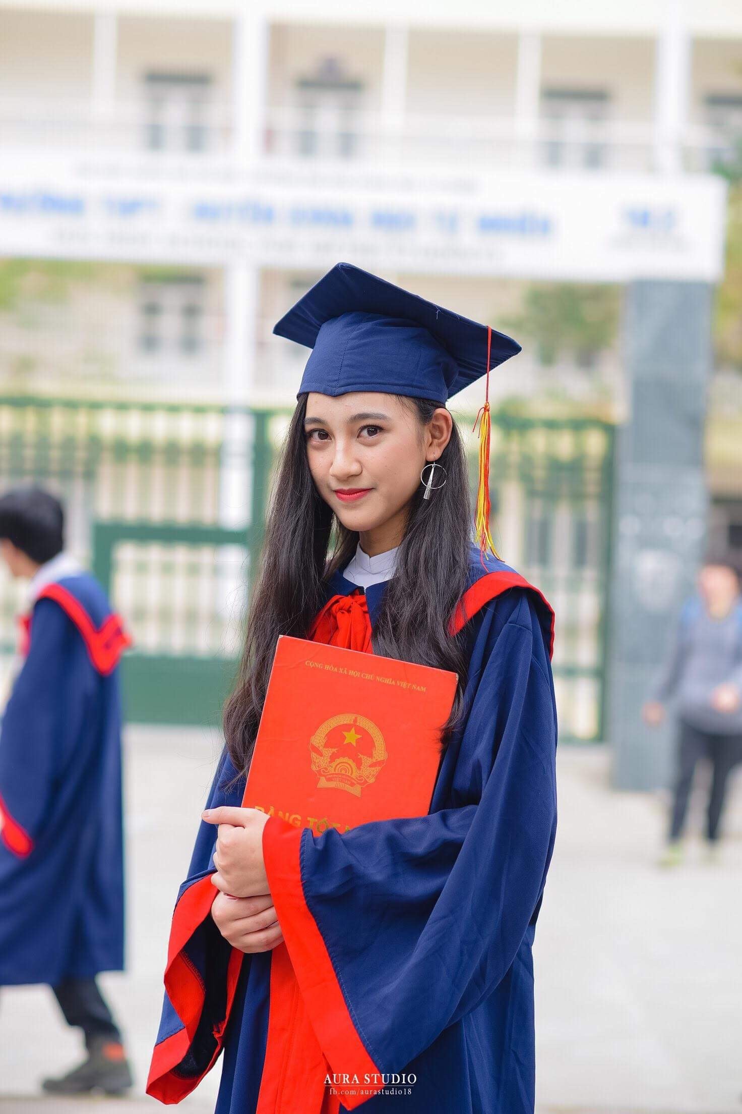 Hot girl DH Khoa hoc tu nhien anh 3