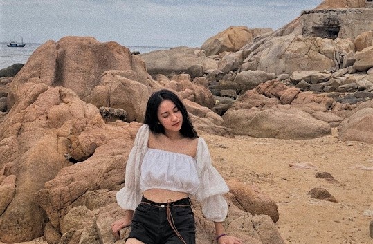 Hot girl DH Khoa hoc tu nhien anh 1