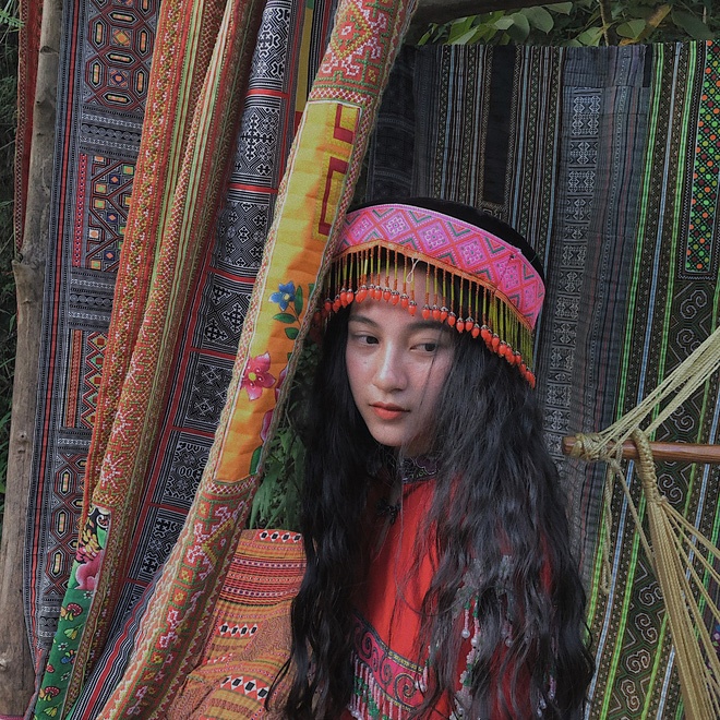 Hot girl DH Khoa hoc tu nhien anh 4