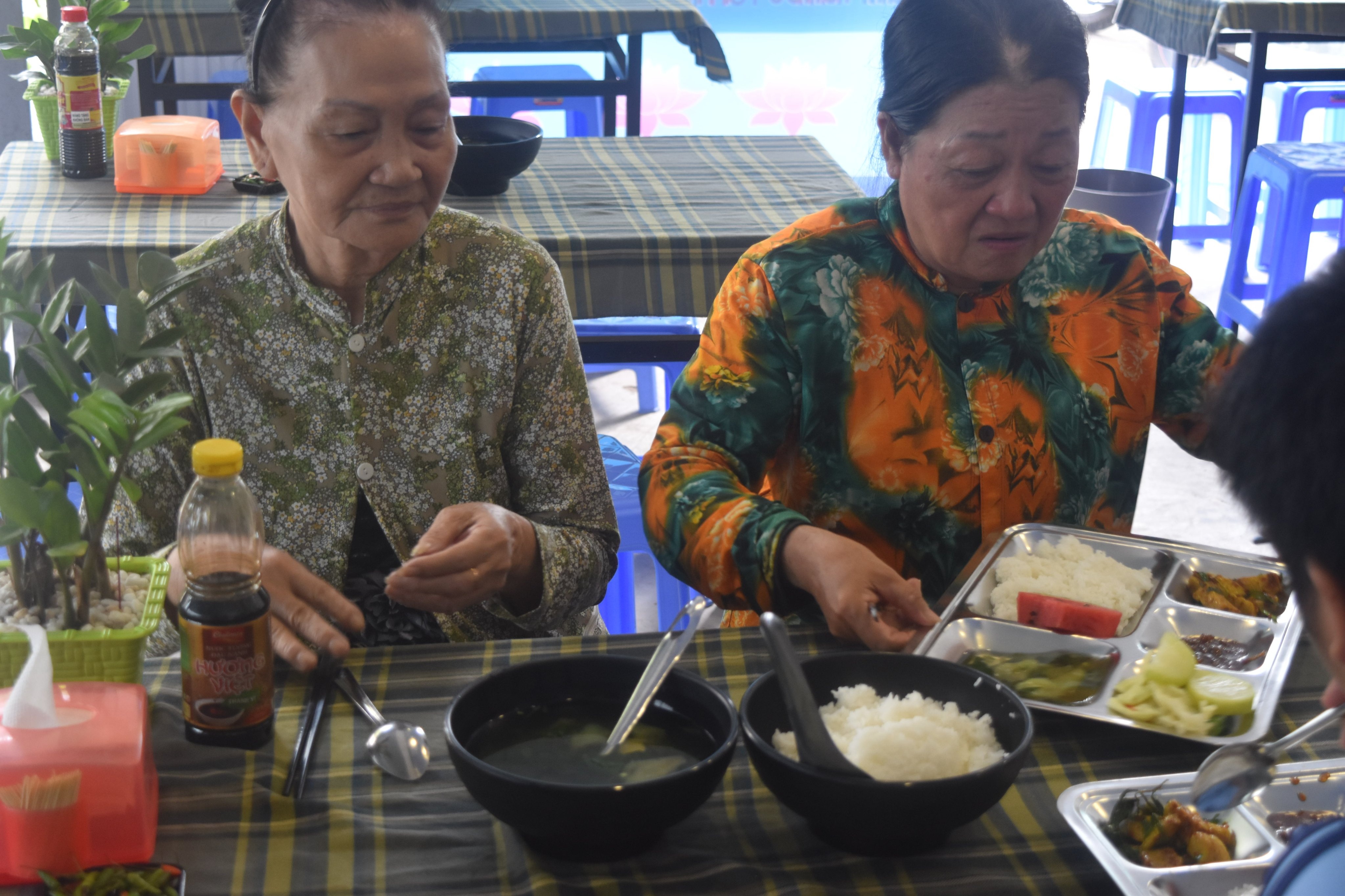 tiem com 0 dong anh 2