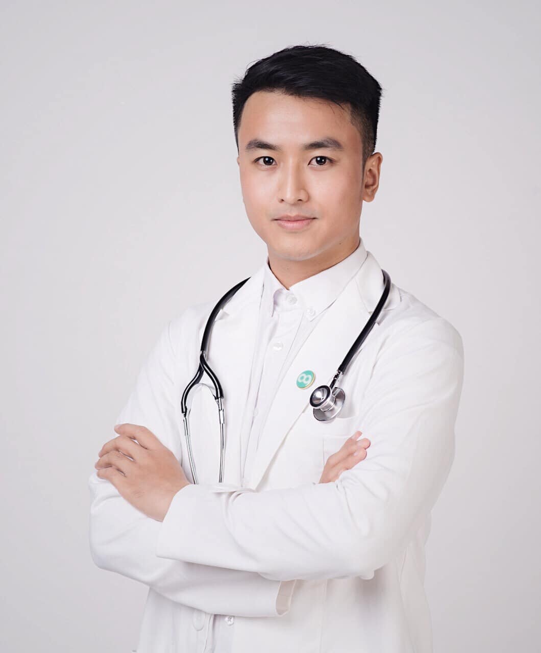 Bac si dien trai anh 3