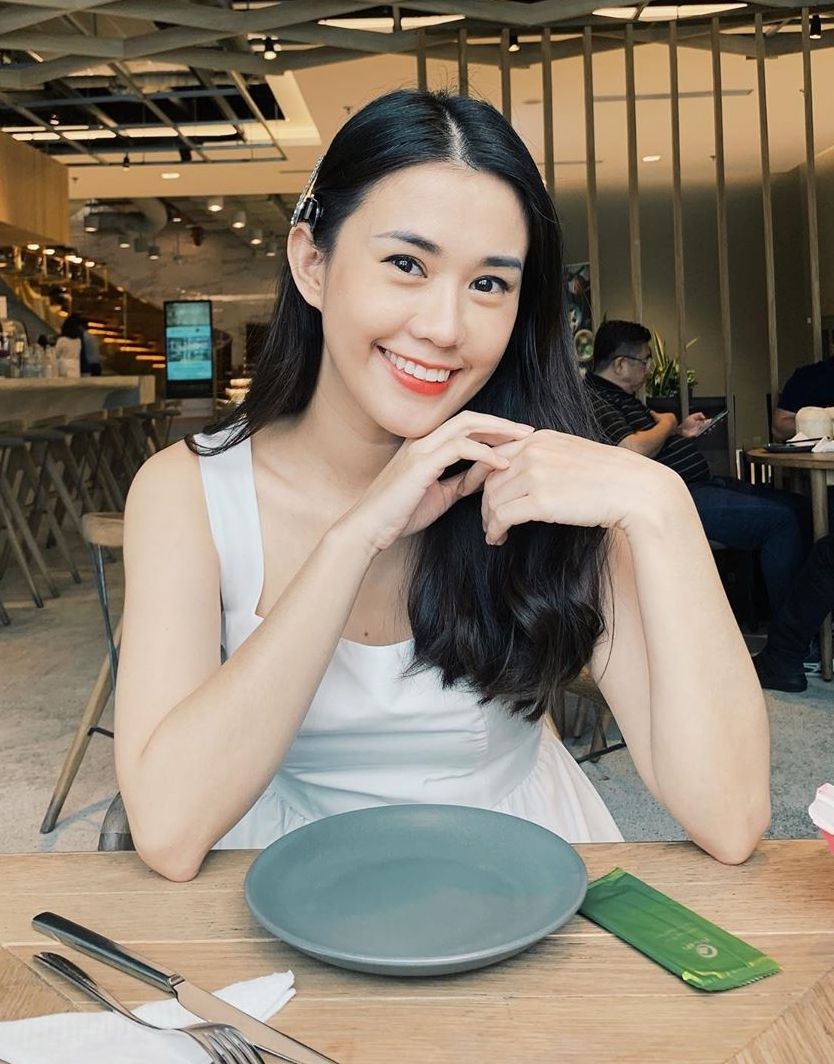 Hot girl sinh nam 1990 anh 1