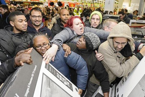 'Cu mua Black Friday la toi lai mua sam bat chap toi phat so' hinh anh