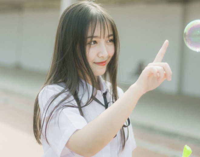 Hot girl co nhan sac hack tuoi anh 8