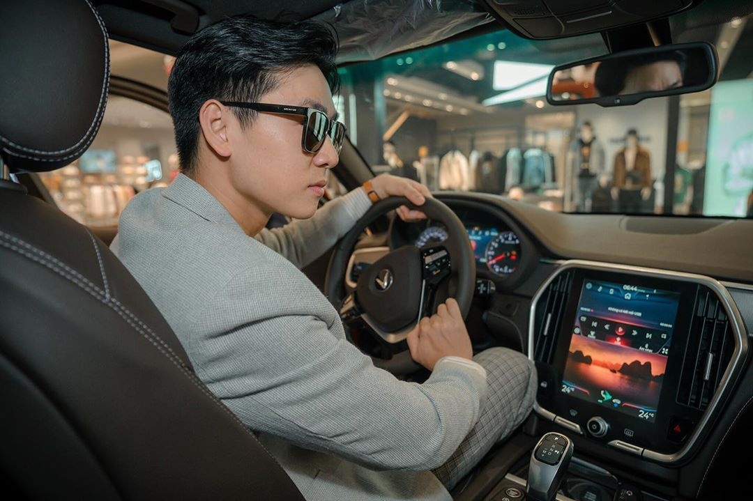 Hot boy sinh nam 1990 anh 1