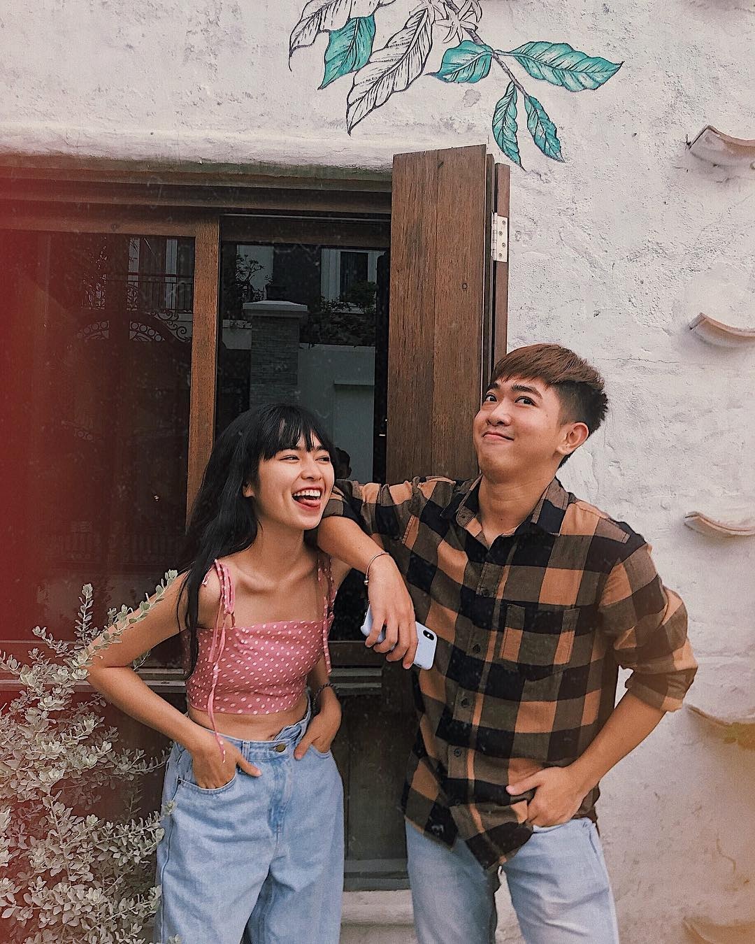 hoi ban than hot girl anh 2