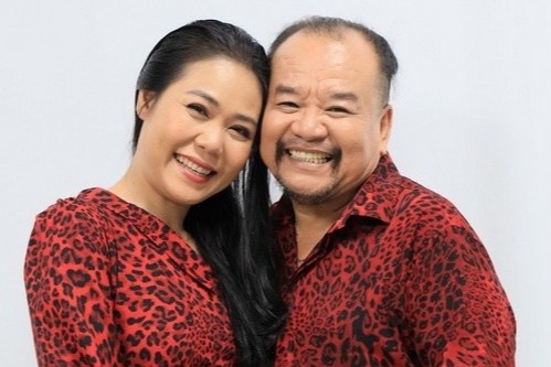 Nghe si hai Tam Thanh va nhung lan 'choc gian' vo nho hon 30 tuoi hinh anh