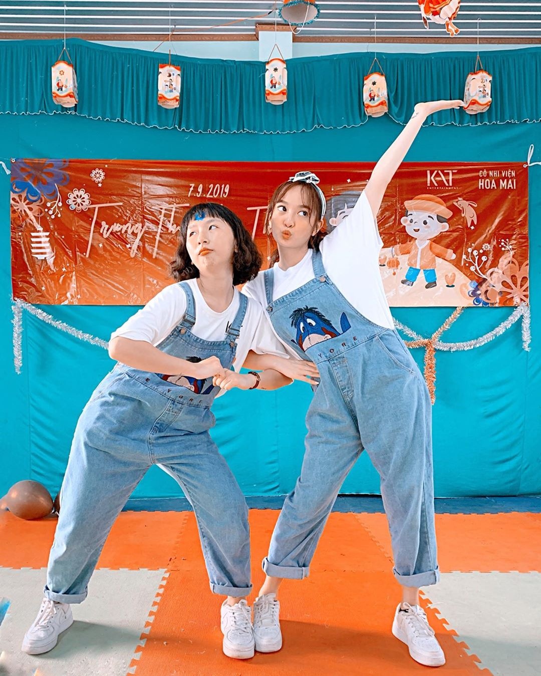 hoi ban than hot girl anh 6