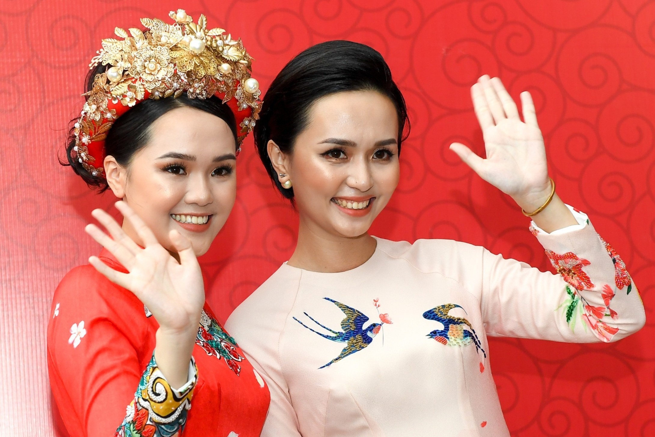 Ba xa Van Quyet tre trung trong le an hoi cua em gai hinh anh