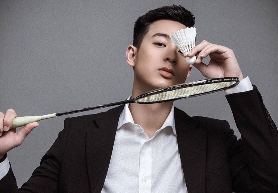 Hot boy cau long va nhung chang trai tuoi Ty noi tren mang hinh anh