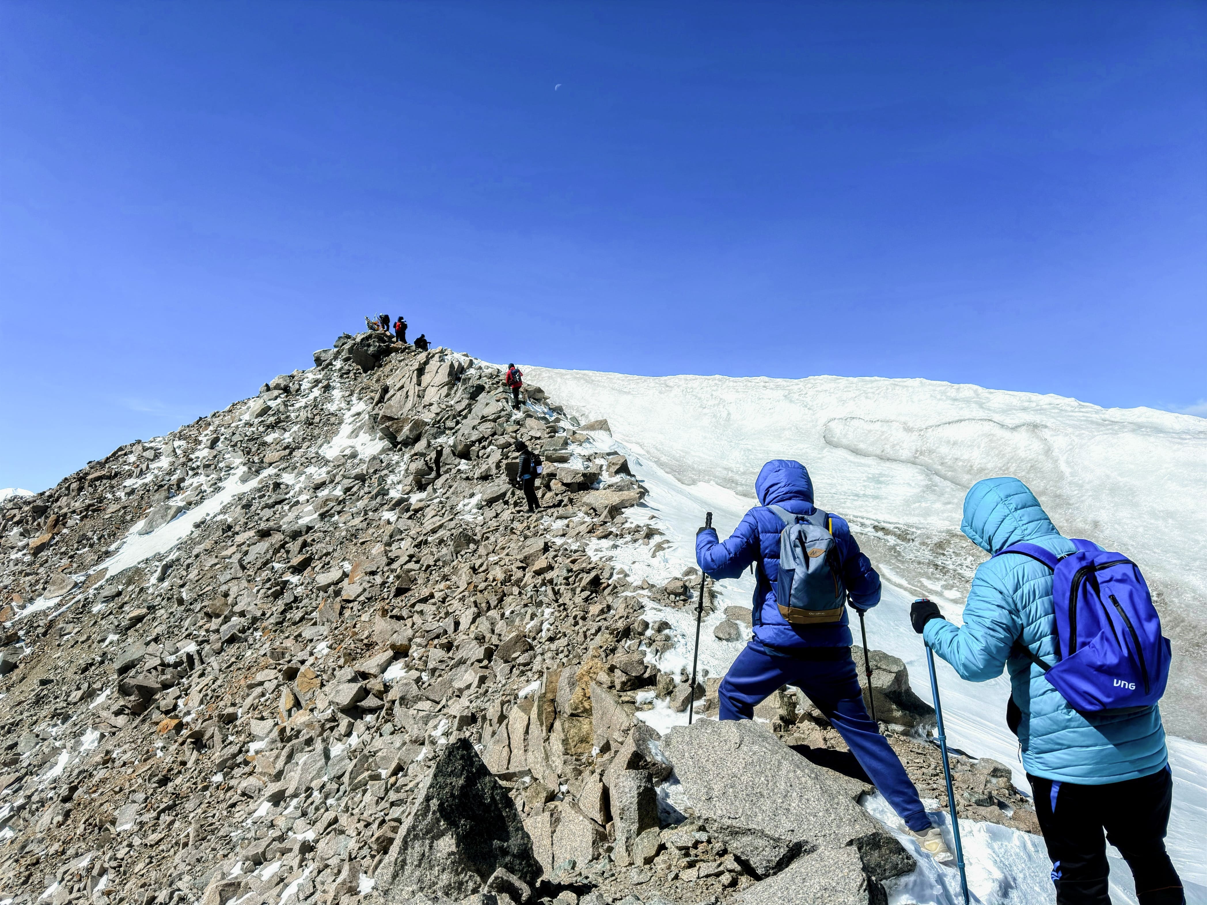 Zalo,  trekking anh 19