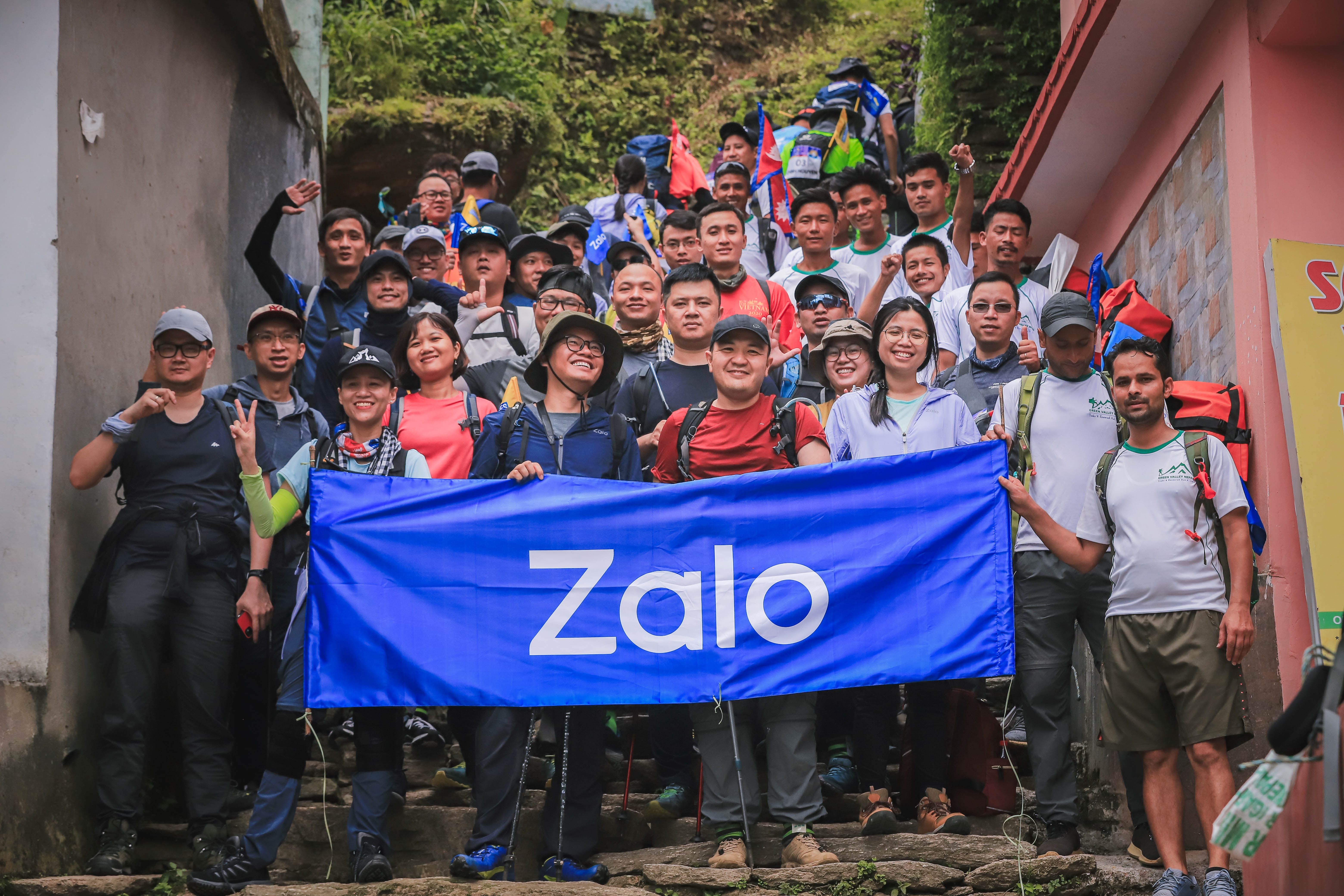 Zalo,  trekking anh 1