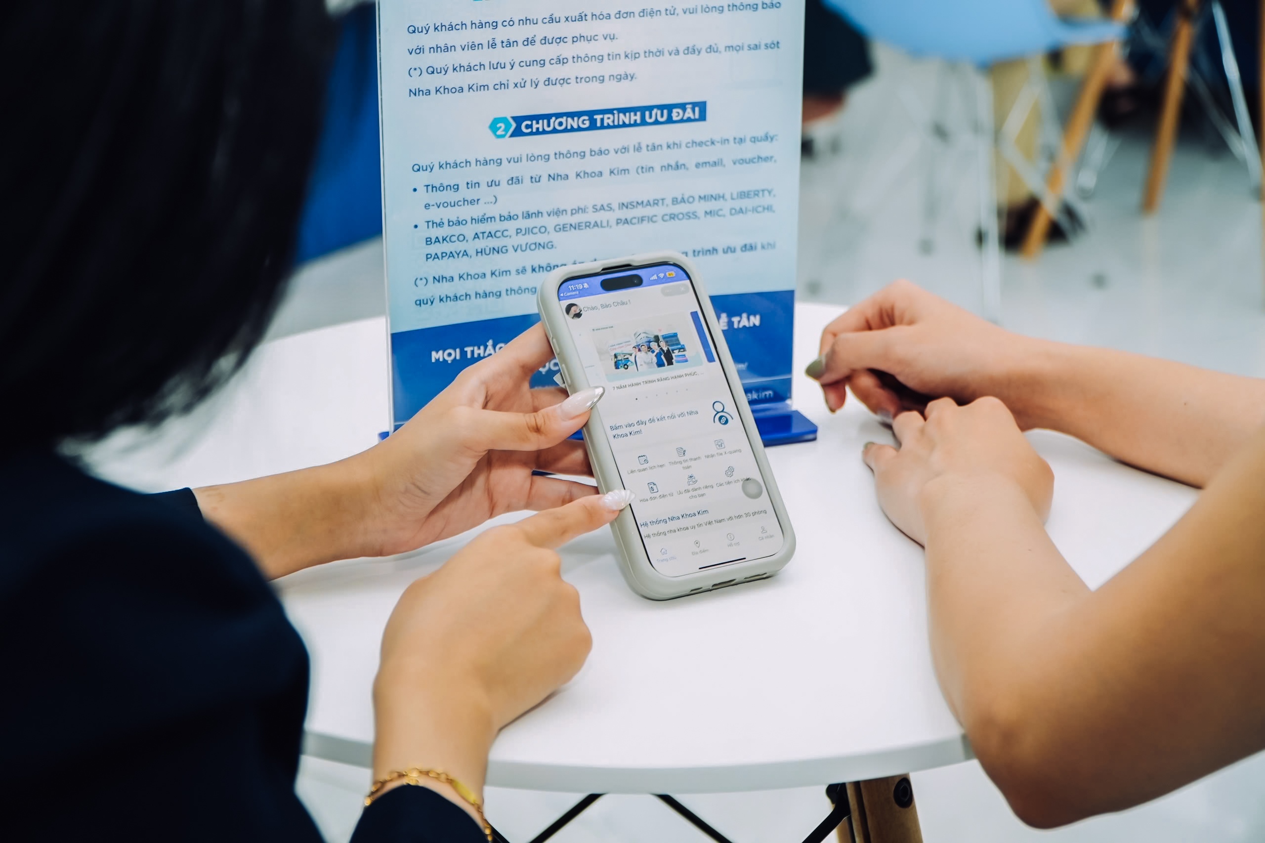 Chuyen doi so thao go 'nut that' cho doi tai cac phong kham hinh anh