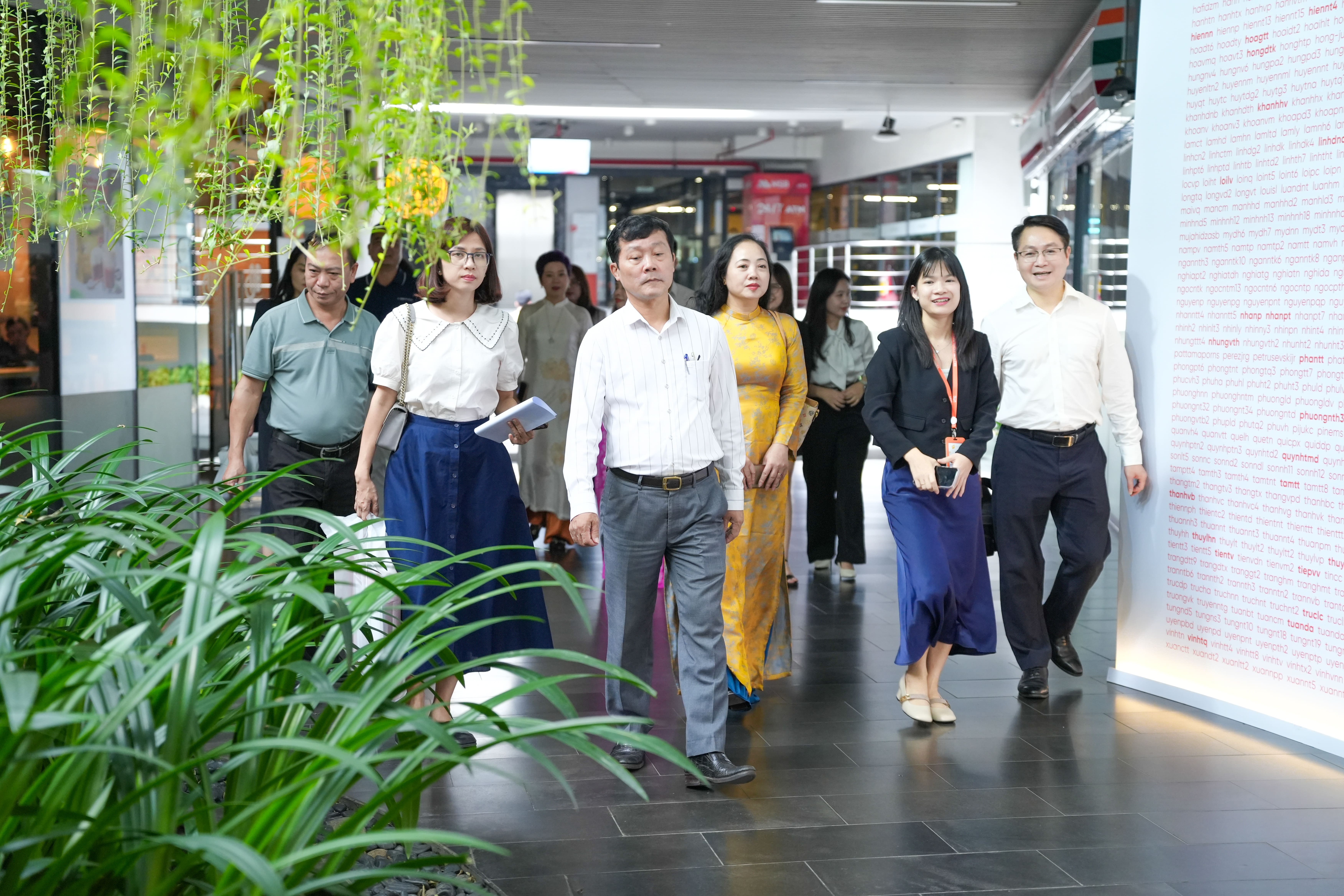 Zalo,  ky ket,  Phong chong thien tai,  hop tac anh 2