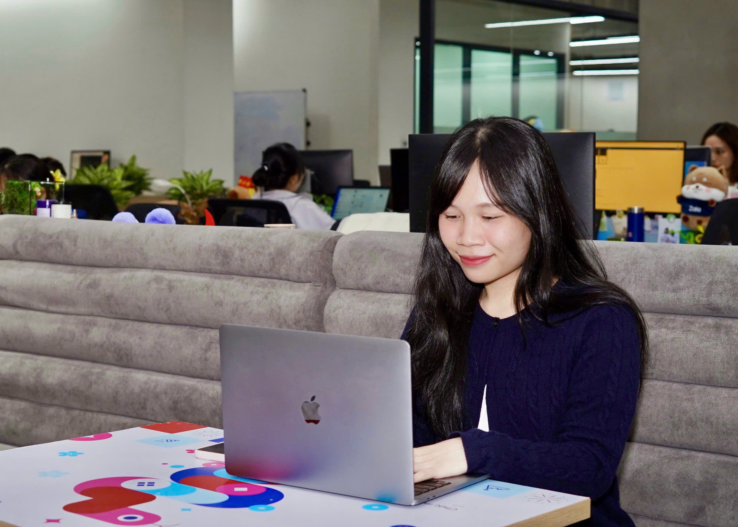 Doi ngu Gen Z hien thuc hoa giac mo tro ly AI cho nguoi Viet hinh anh