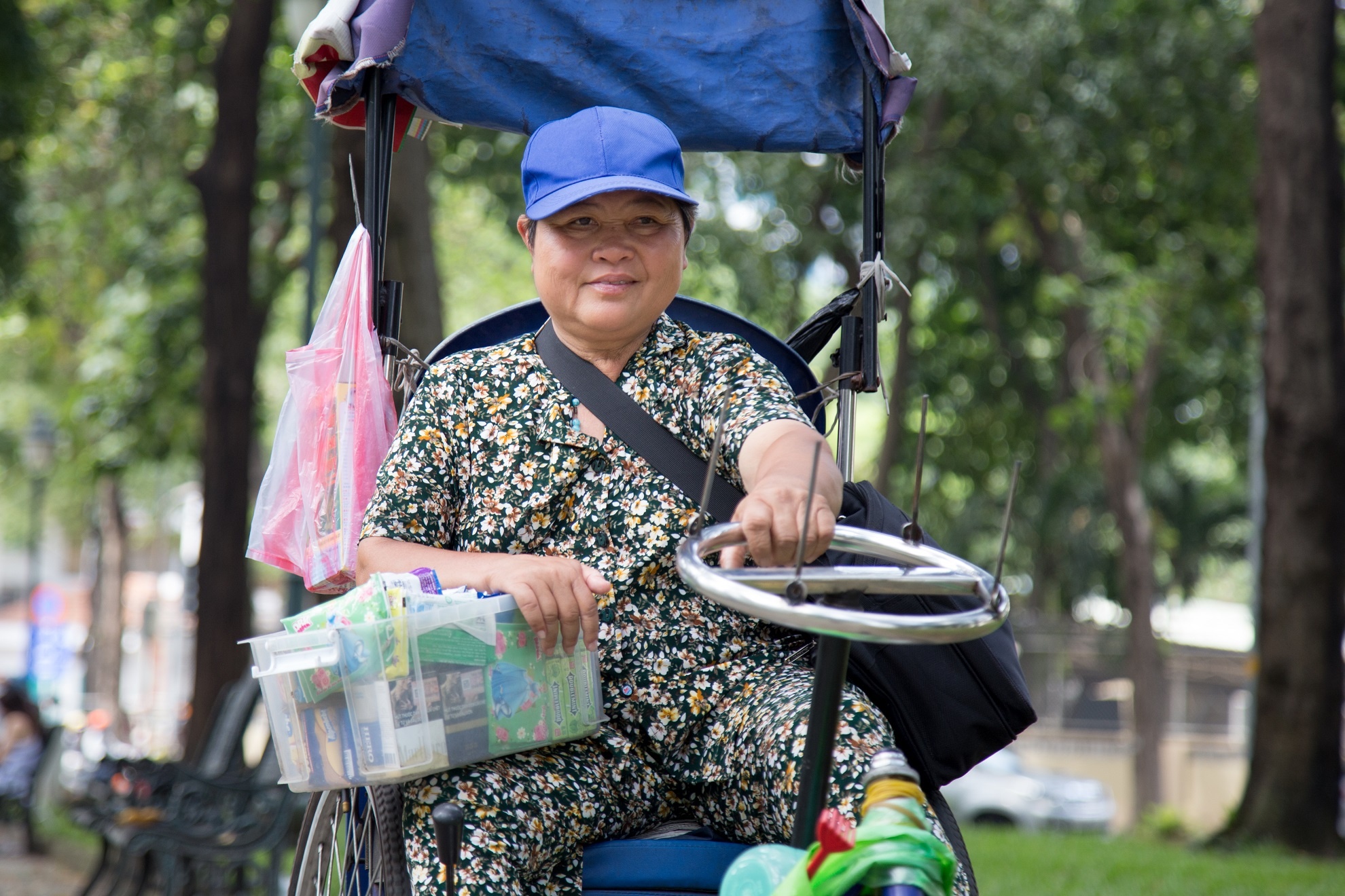 người phụ nữ ở vỉa hè Sài Gòn ảnh 3 nguoi phu nu o via he Sai Gon anh 3