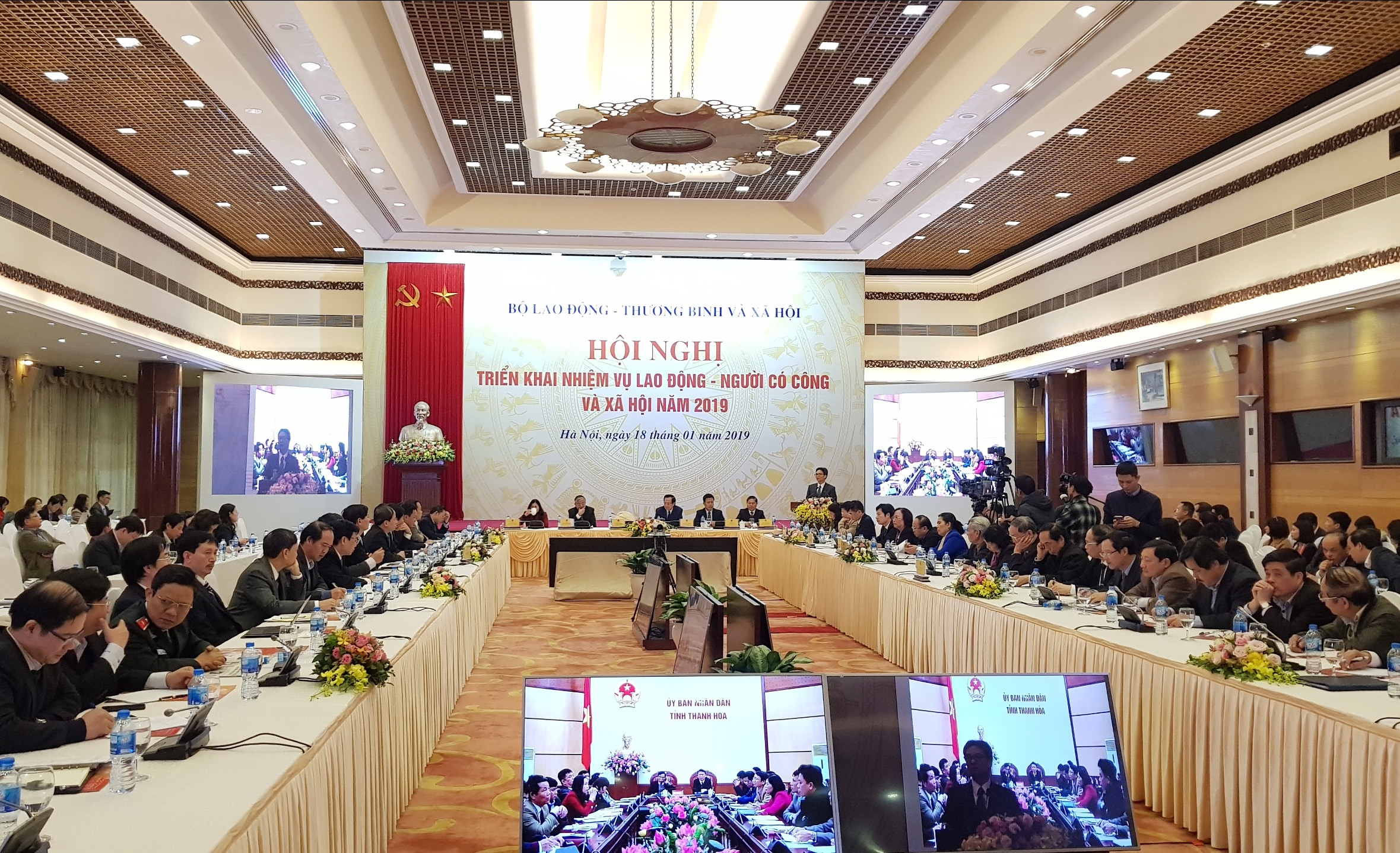 Hội nghị Bộ Lao động Thương binh và Xã hội ảnh 2 Hoi nghi Bo Lao dong Thuong binh va Xa hoi anh 2