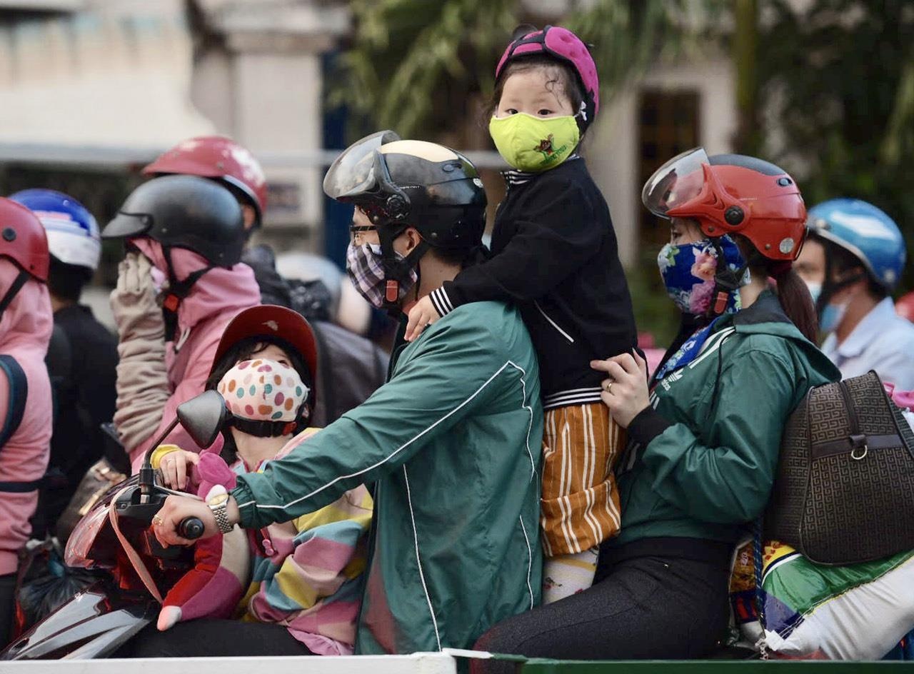 Ket xe pha Cat Lai Sai Gon anh 2