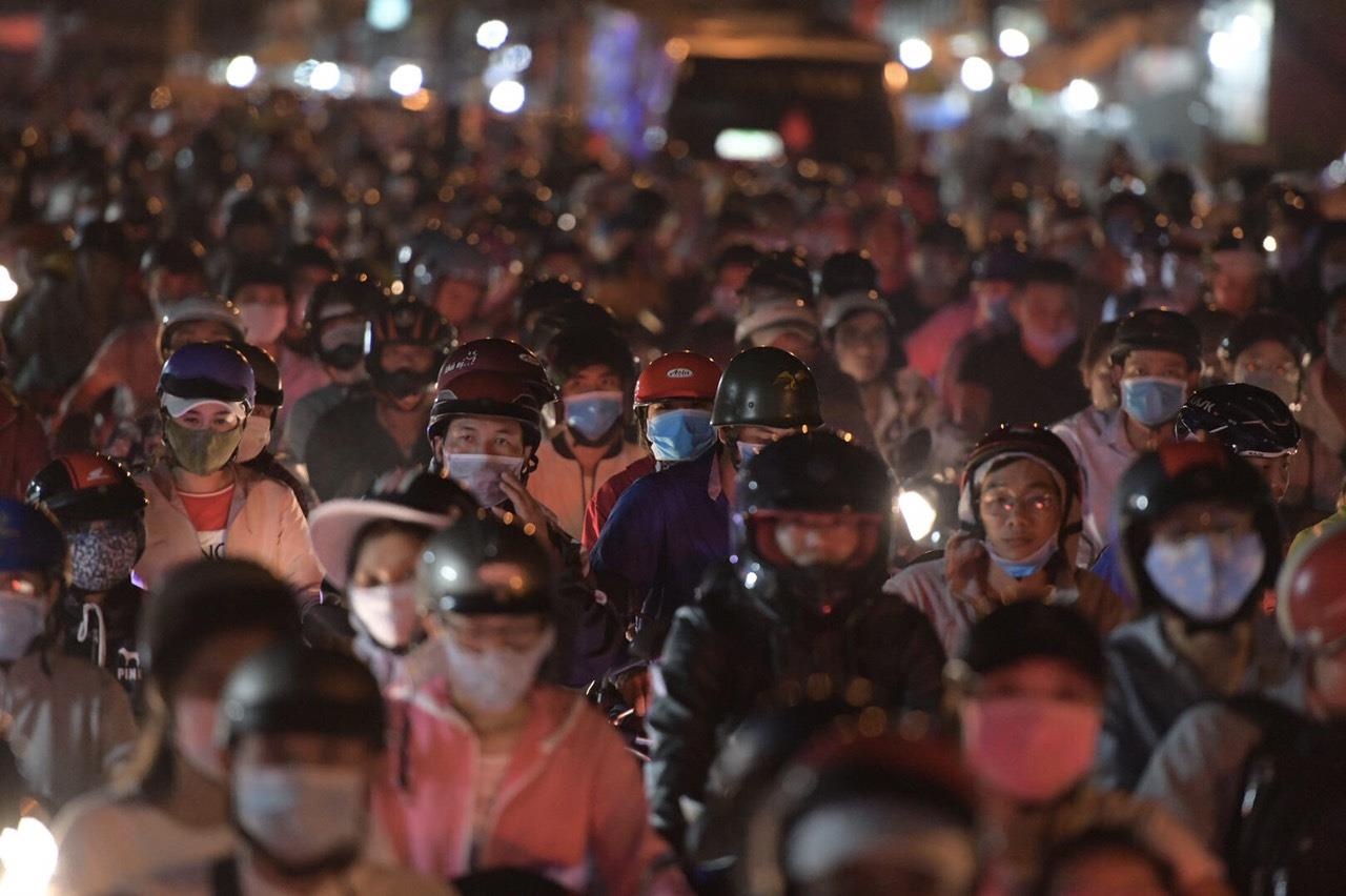 Ket xe pha Cat Lai Sai Gon anh 9