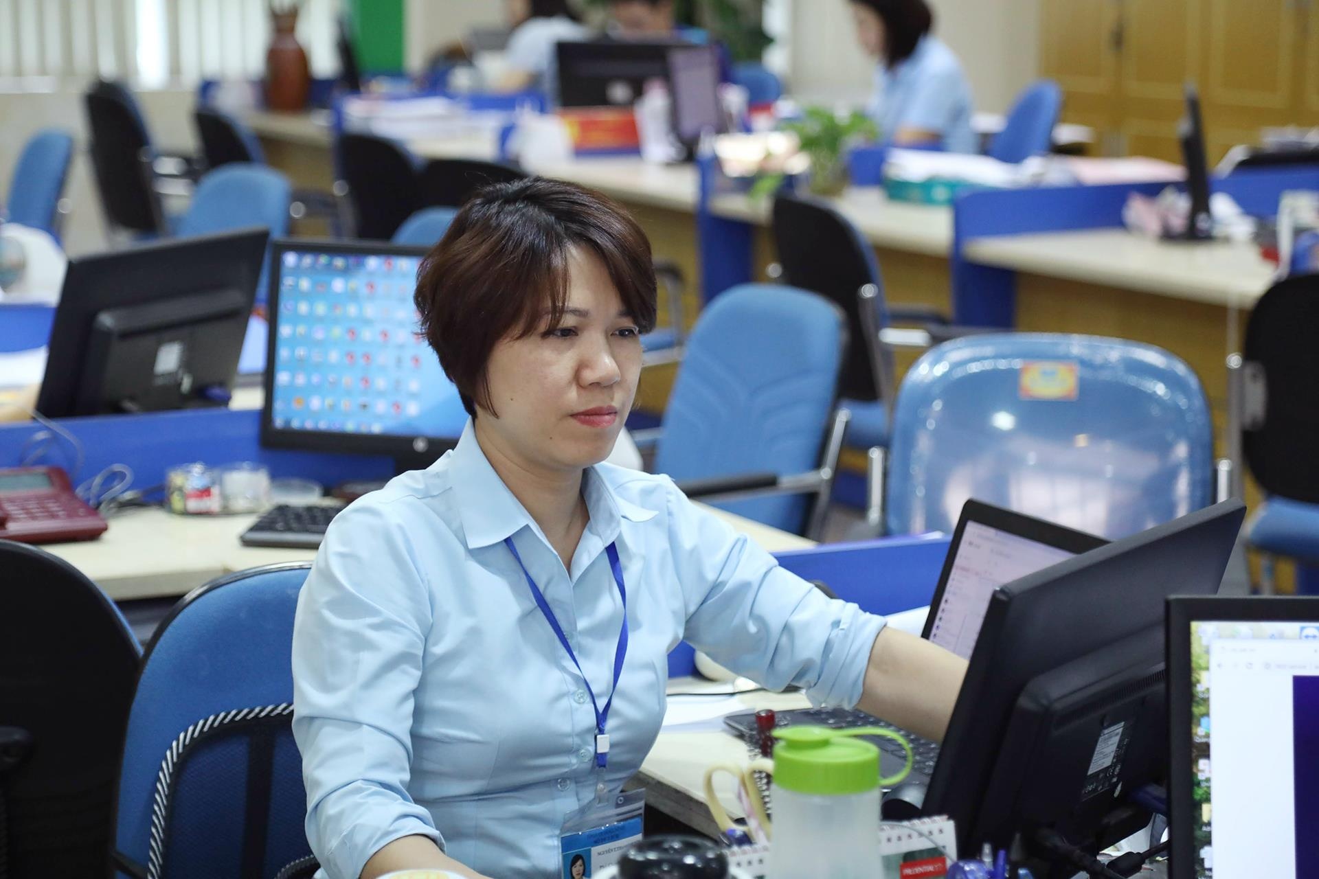 Khong quy dinh cung gio lam tu 8h30, nghi trua 1 tieng hinh anh