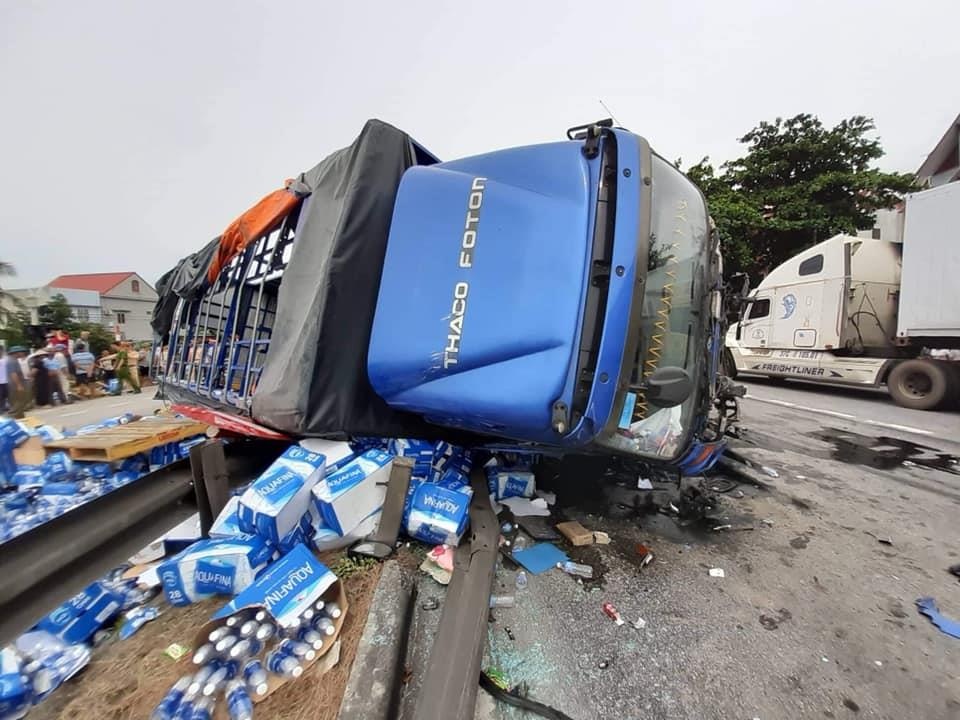 Dan ben quoc lo 5 bang hoang sau vu xe tai de chet 5 nguoi hinh anh