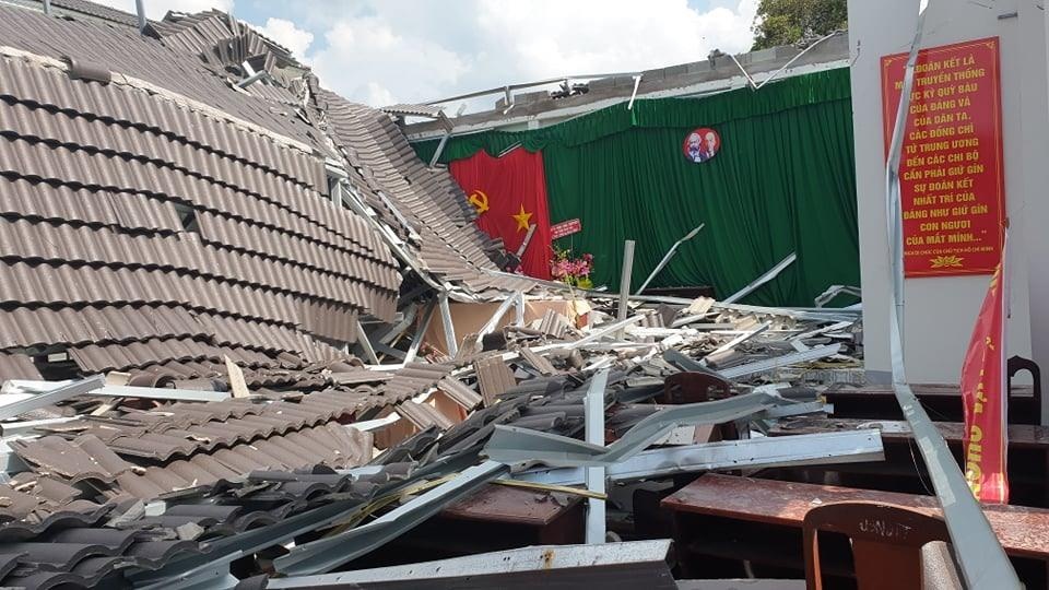 Hoi truong tien ty cua UBND thi tran moi khanh thanh da do sap hinh anh