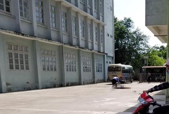 Nam thanh nien roi tu tang cao ky tuc xa xuong dat tu vong hinh anh