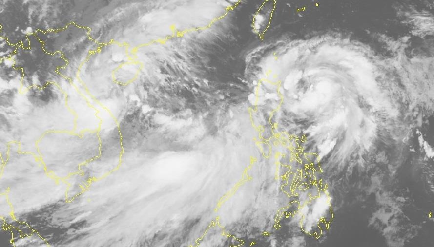 2 ap thap nhiet doi tren Bien Dong anh 3