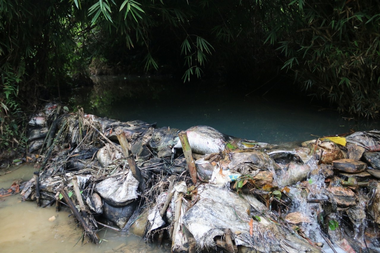 Công ty nước sạch sông Đà vô trách nhiệm ảnh 2 Cong ty nuoc sach song Da vo trach nhiem anh 2