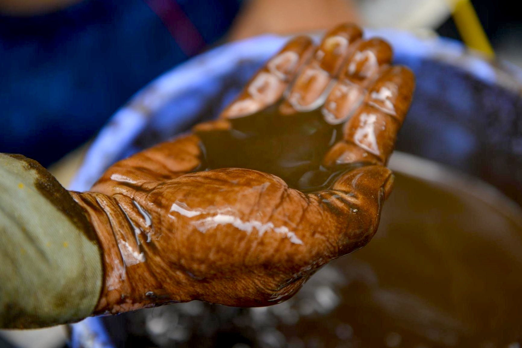 cong ty nuoc song Da boi thuong anh 1