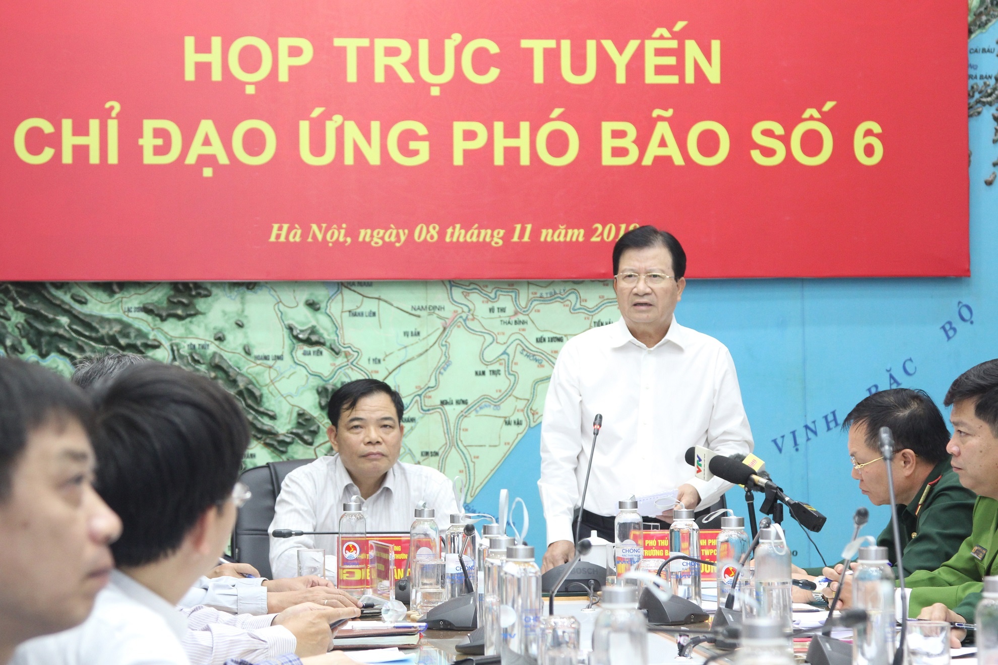 ứng phó với bão số 6 ảnh 2 ung pho voi bao so 6 anh 2